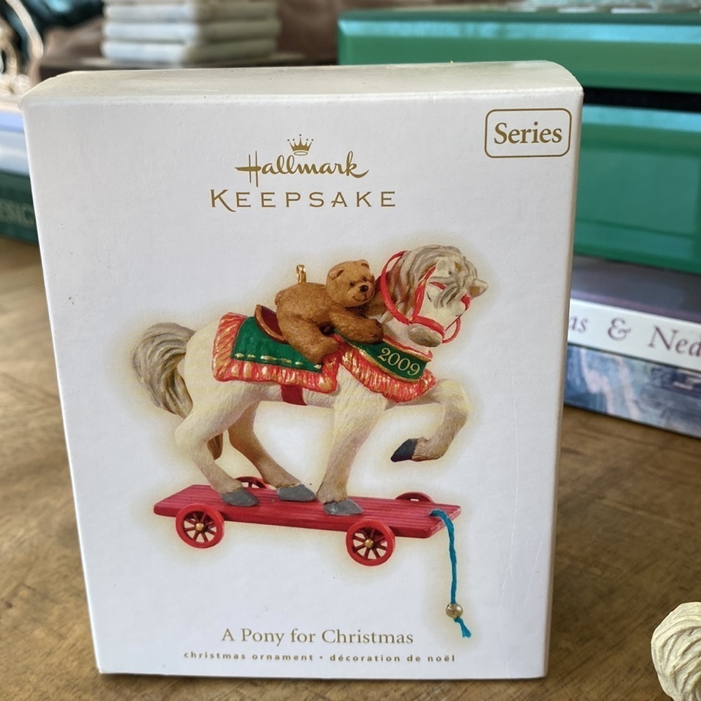 Hallmark - Picture 2 of 6